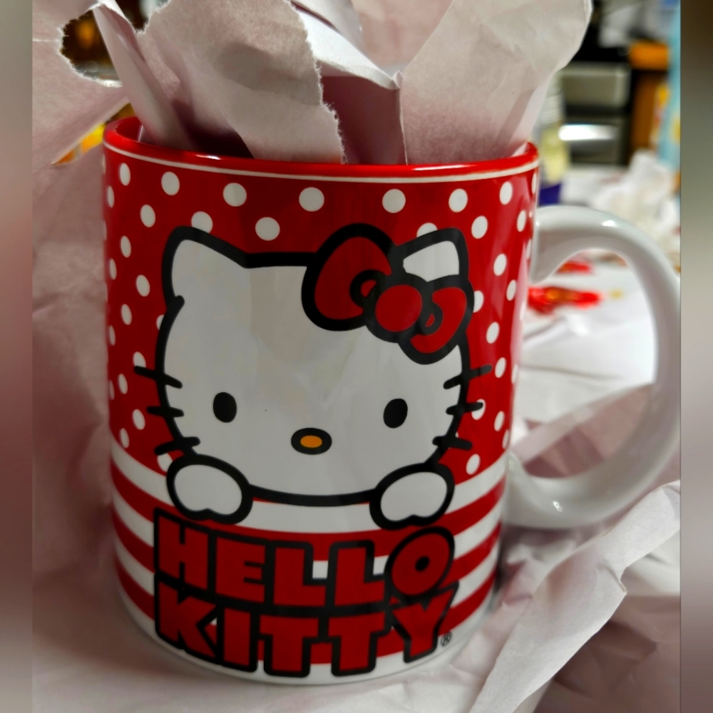NEW hello kitty mug